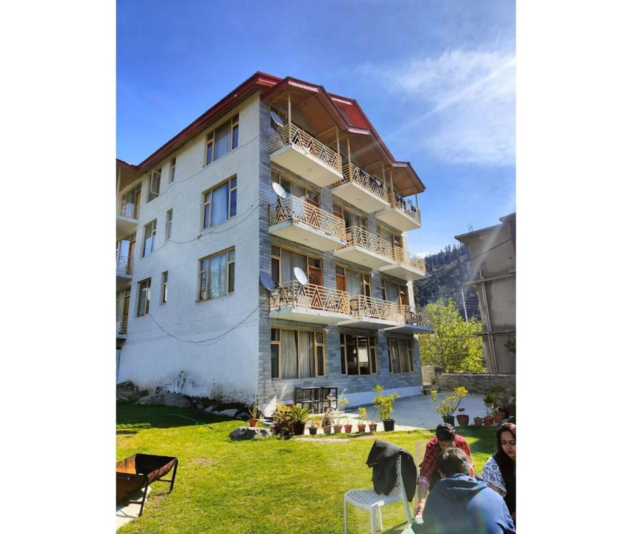 Snow Range Resort And Cottage Vashist Exteriör bild