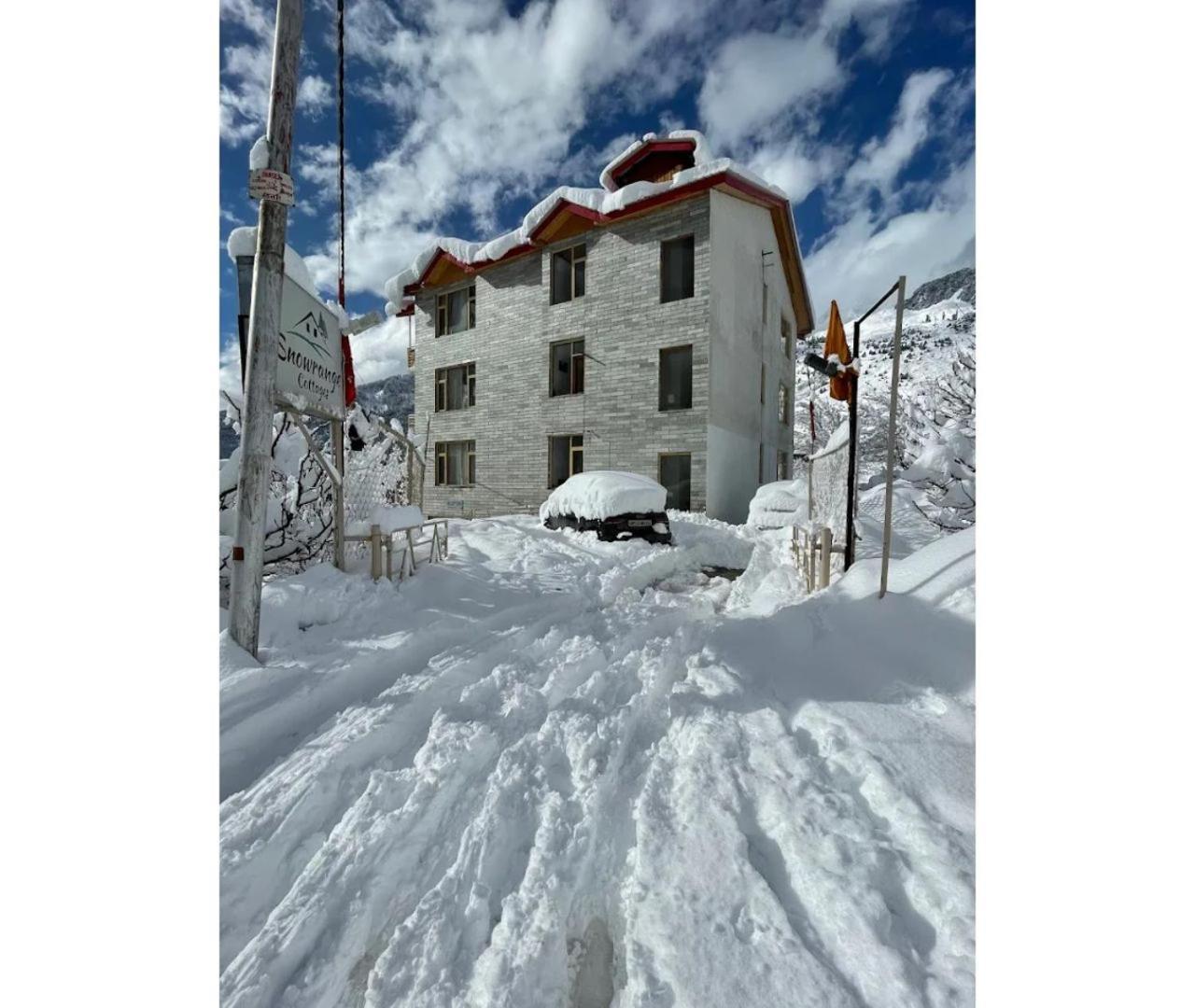 Snow Range Resort And Cottage Vashist Exteriör bild