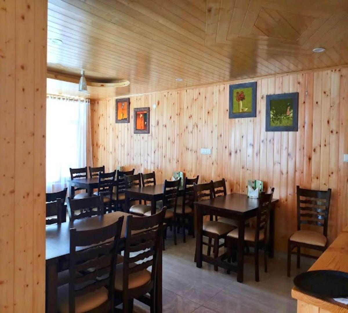 Snow Range Resort And Cottage Vashist Exteriör bild